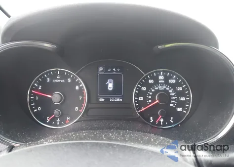 2017 Kia Forte Lx z USA, uszkodzony, nr VIN 3KPFL4A77HE153899